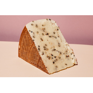 Pecorino Pepato, mit Pfeffer, wrzig, krftig